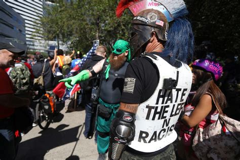 Right Wing Rally Counter Protesters Face Off In Portland Pbs News