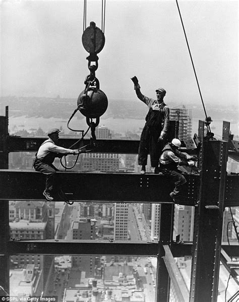 Building The Big Apple Historic Images Show Construction Of New Yorks