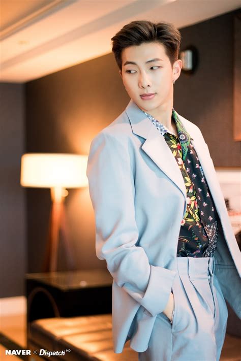 Bercerita tentang giselle, seorang istri yang terjebak dalam pernikahan dengan suami yang kejam. Nuna Kookie: RM (Kim Namjoon) BTS '2019 BBMAs Photoshoot ...