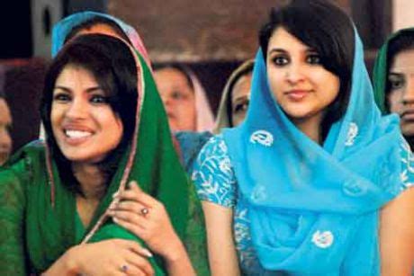 Chopra initially aspired to pursue a career in investment banking. All News World: Priyanka Chopara's sister Parineeti Chopra ...