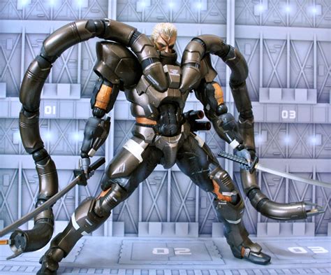 Figure Play Arts Kai Metal Gear Solid 2 Solidus Snake Funko