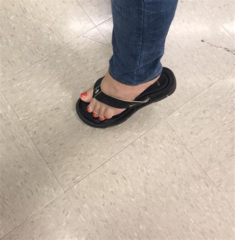 Food Store Wife Flip Flop Feet Rfeetpics