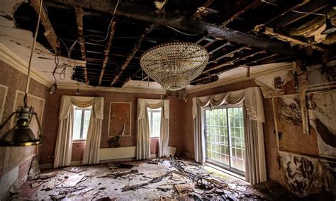 Inside The Derelict Mansions Of Londons Billionaires Row Video