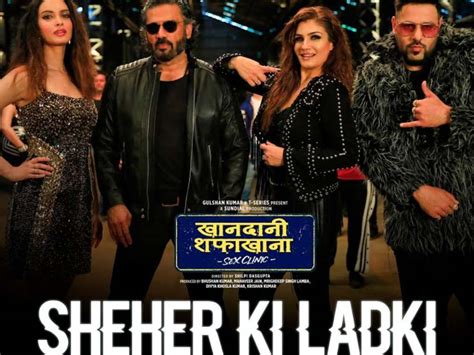 Khandaani Shafakhana Song Sheher Ki Ladki Suniel Shetty And Raveena Tandon Steal The Glitz