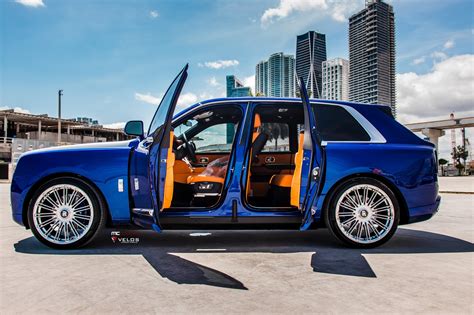 Mar 17, 2020 · the company can drop the ride height, too. Rolls Royce Cullinan on 24" Velos CRS15 1 pc Forged ...