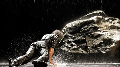 A film by nightfrog, directed by benedict mirow online premiere on may 16, 8 p.m. Vollmond von Pina Bausch in Wuppertal - Tanzweb.org