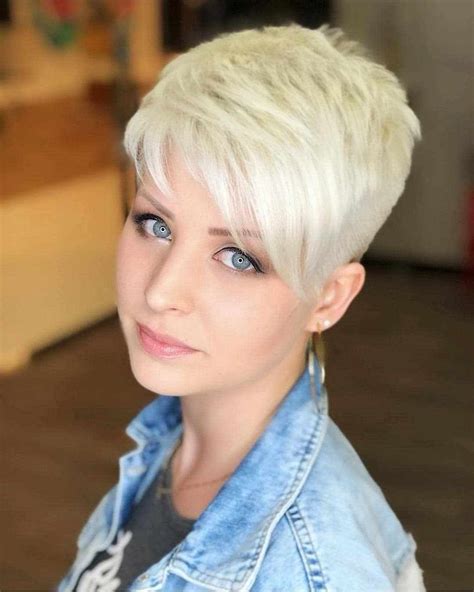 40 Latest Short Bob And Pixie Haircuts For Women 2019 Blonde Pixie