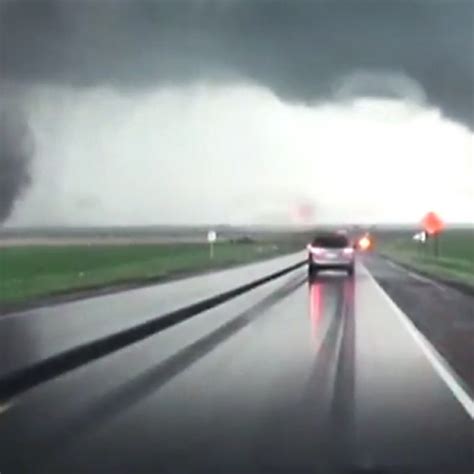 Direct Hit By ‘swarm Of Tornadoes Obliterates Small Nebraska Town