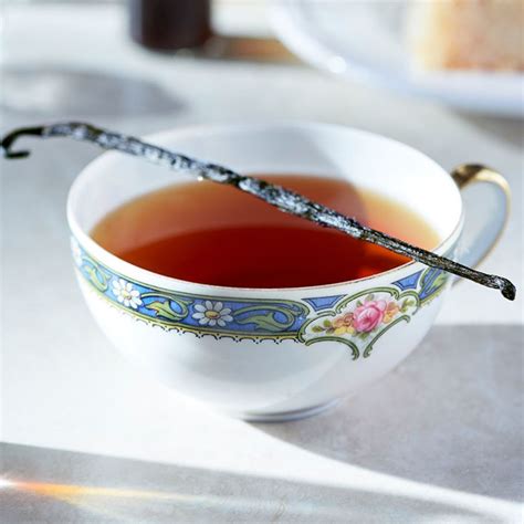 Vanilla Almond Black Full Leaf Tea The Republic Of Tea