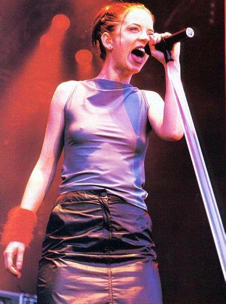 Pin By Pinner On Shirley Manson Shirley Manson Sexy Celebrities Female Musicians
