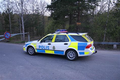 Swedish Police Car In The New Paintjob The Car Is An Saab 9 5 2 3 Turbo From 2006 800×533