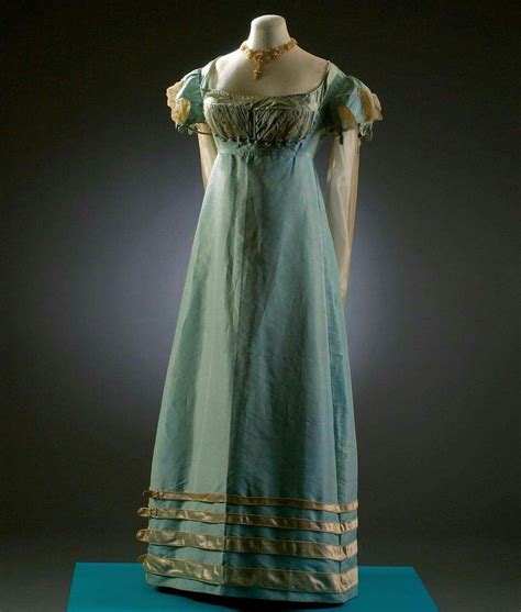 Evening Dress Ca 1810s Fashion Museum Bath Regency Era Fashion Historical Dresses Regency