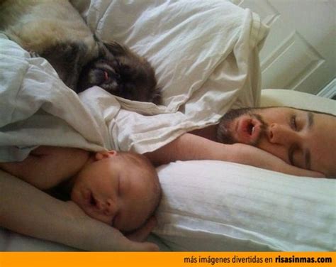 La Familia Que Duerme Unida