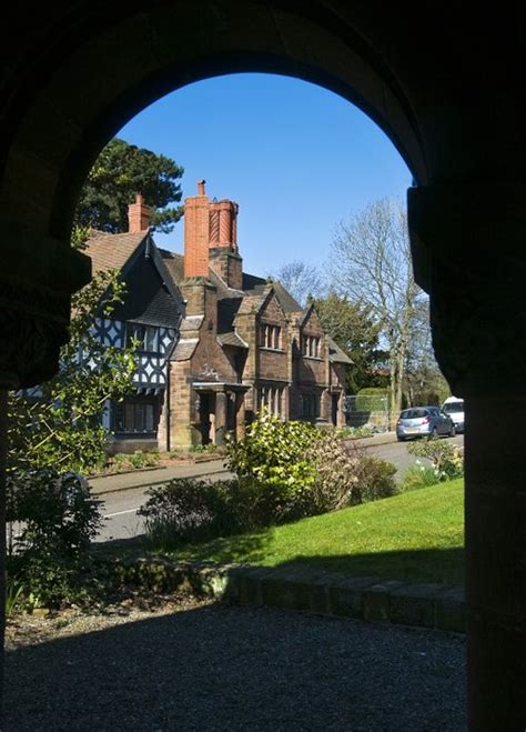 Pictures of Thornton Hough, Merseyside, England | England Photography