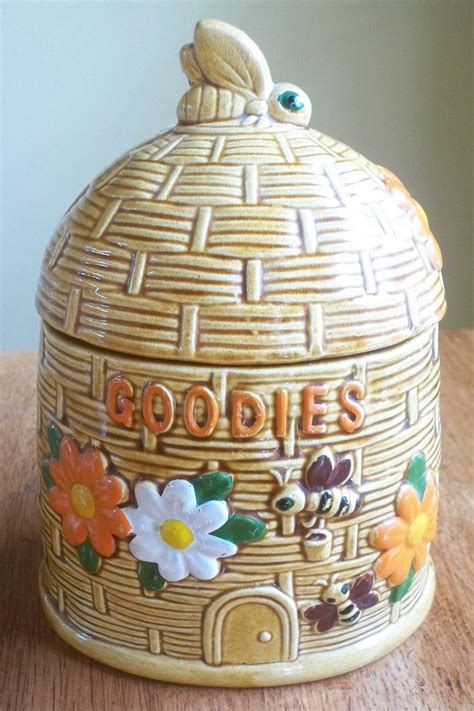 Vintage Ceramic Bee Hive Flowers And Bees Cookie Jar Via Etsy Cookie Jars Vintage Antique