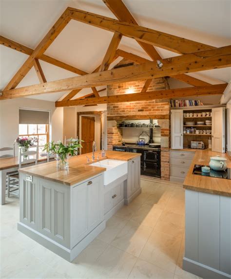 Amazing Kitchen Designs Featuring Exposed Ceiling Beams Top Dreamer