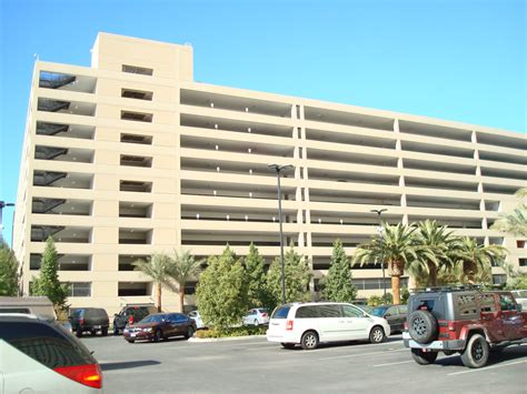 MGM CITY CENTER COMPLEX SINATRA PARKING GARAGE – JMA Johnson Architects