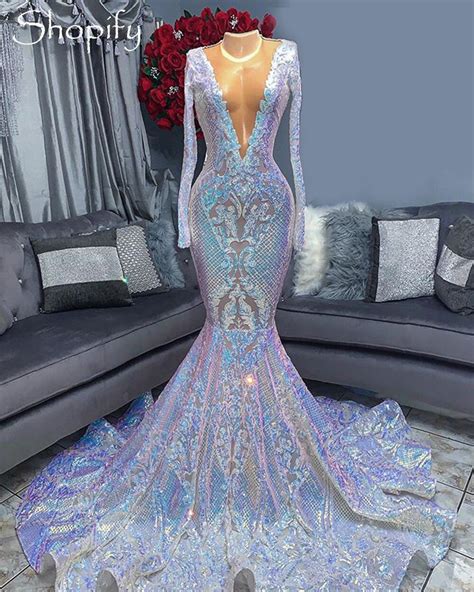 Sexy Long Prom Dresses 2021 Sheer O Neck Long Sleeve Sparkly Sequin