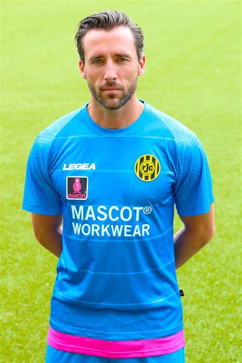 The latest tweets from @rodajckerkrade Rugnummer 1: 'Tom geeft niet zomaar op' | Nieuwsbericht ...