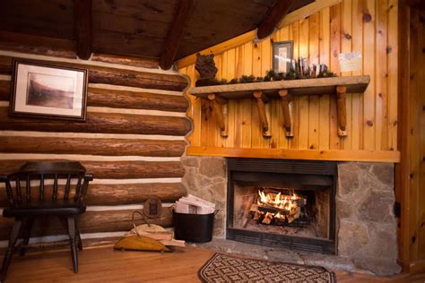 In the midst of the pine forest (from usd 164) this lovely cabin sits in a convenient location with easy access to plenty of activities and places to explore. Cabin 10 - Cook Forest Cabins