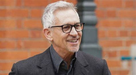 Gary Lineker ‘steps Back From Bbc Role After Criticising Uk Migration