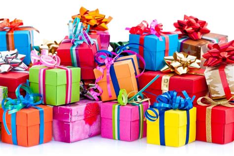 Just because the lady in your life is getting older does not mean that the gifts have to get frumpy. Best Birthday Gift Ideas in 2021 - Jaxtr