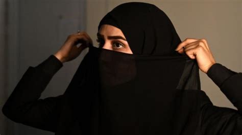 Como Estão Os Direitos Das Mulheres No Afeganistão Um Ano Após Volta Do Talebã Bbc News Brasil