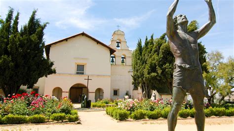 The town is a photographers dream. An Hour-by-Hour Guide: Things to Do in San Juan Bautista