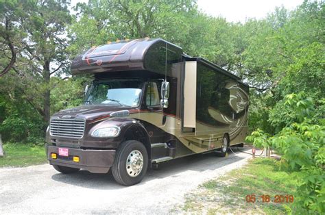 2018 Dynamax Force Hd 35ds Class C Rv For Sale By Owner In Leesburg