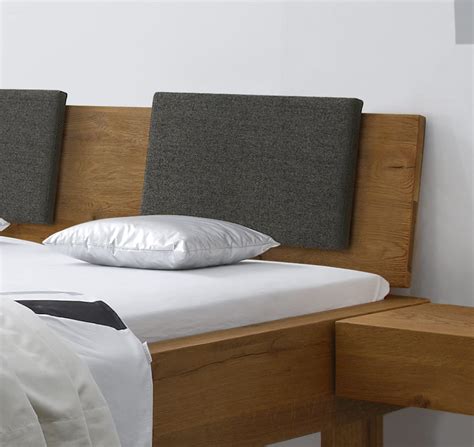 Wandkissen bett thetruefitness bett kollektion. Rustikales Bett aus Wildeiche in Balkenoptik - Kasos