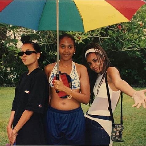 Aaliyah Archives Aaliyah And Kidada Jones Fiji 1998