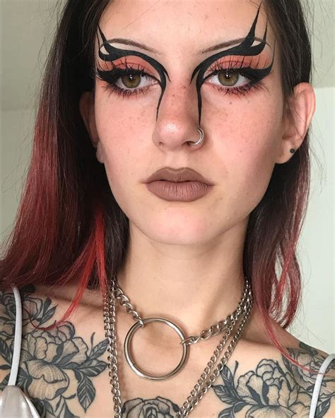Instagram Post By Pr0sticutie • Aug 11 2019 At 120am Utc Alt Makeup Swag Makeup Cat Eye