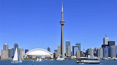 … have a drink and snack with your view. 60 Beautiful Pictures Of CN Tower In Ontario, Canada