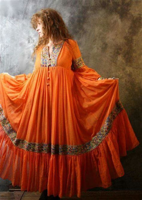 Pin By Subhata On Traditional Dresses Gypsy Outfit Traditional
