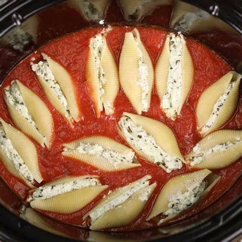I like to serve my stuffed shells with dollops of extra cashew cream to really take them over the top. Slow Cooker Stuffed Shells | Recipe in 2020 | Slow cooker ...