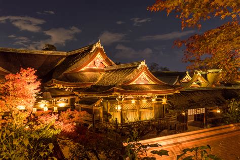 京都の紅葉シーズンにゆったり散策できるスポットは？秋の京都でも比較的人が少ないおすすめ紅葉スポットをご紹介。 Caedekyoto カエデ
