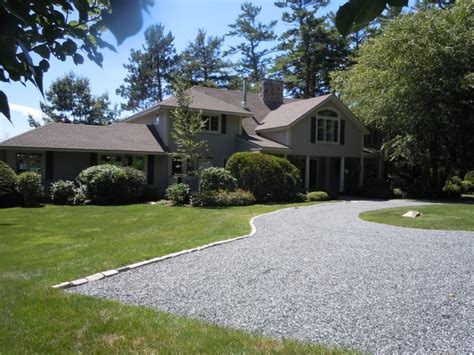 Come enjoy lakeside, homestyle cooking. 6 Bedroom Waterfront Home - Lake Winnipesaukee, NH UPDATED ...
