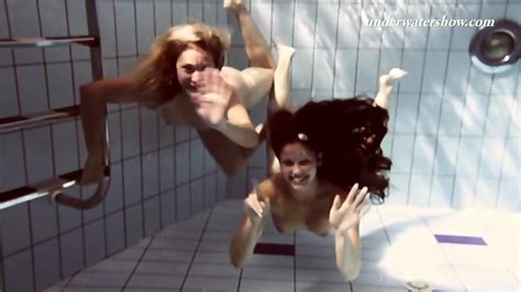 Iva Brizgina And Hottie Paulinka Swim Naked Underwater
