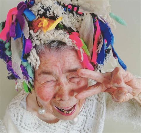 93 Year Old Grandma Looks Fabulous Modeling Her Granddaughters