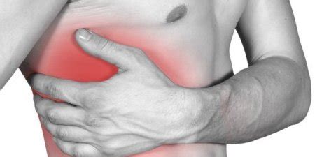 Pain coming from a person's rib cage may be nothing serious, or it may be a medical emergency, including a pulmonary embolism or heart attack. Rib Cage Muscles / It encloses and protects the heart and ...