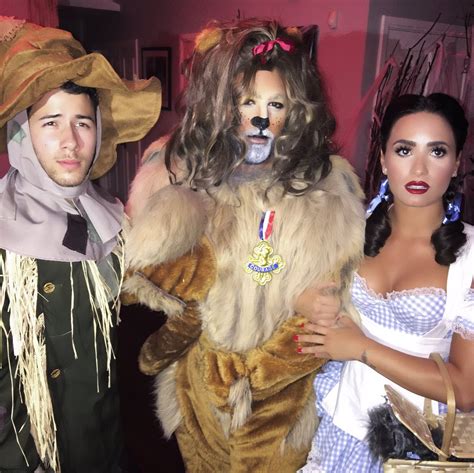 Demi Lovato As Dorothy For Halloween 16 Gotceleb