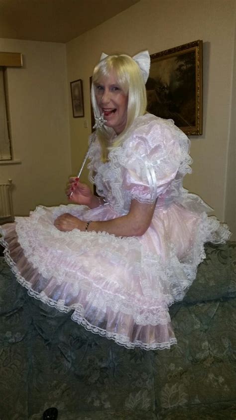 Pin Su Frilly Sissy Boy I Am Such A Pansypuffter In My Frilly Dress