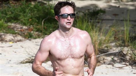 Robert Pattinson Shirtless And Jogging Barefoot On The