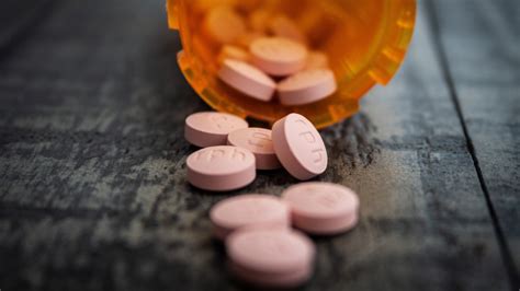 Northwestern Study Finds Opioid Overdose Deaths Soaring For Older
