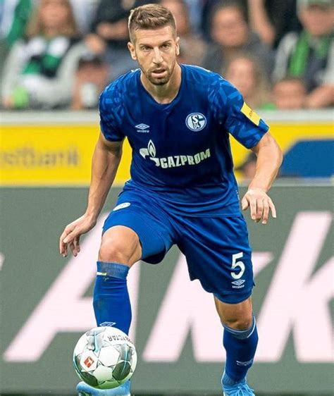 Matija nastasic vs jan elvedi. Schalke 04: Matija Nastasic fällt gegen Eintracht Frankfurt aus - Bundesliga - Bild.de