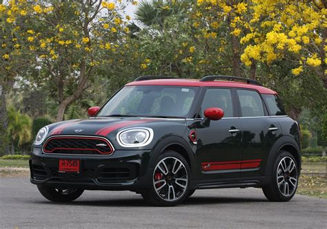 New Mini Cooper from AED 2,750 per month | AutoDrift.ae