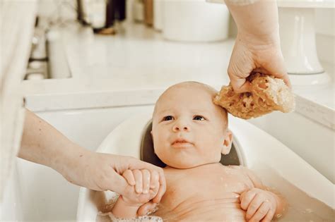 Baby Bath Time Games Useful Tips To Make Bath Time Less Traumatic For Our Play This