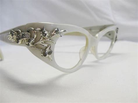 Vintage 1950s 60s Mother Of Pearl Cat Eye Eyeglasses Frame With Unique