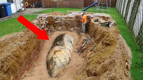 This Guy Dug A Huge Hole In His Backyard And Now His Neighbours Are