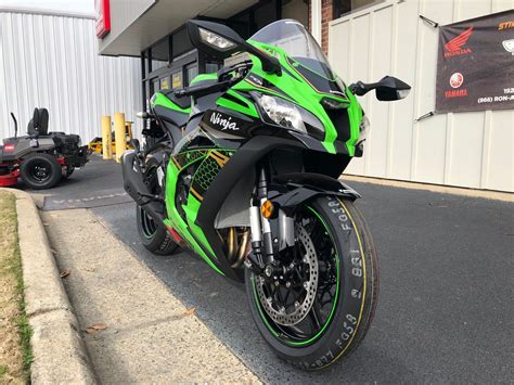 All new aerodynamic body with integrated winglets, small & light led headlights, tft colour instrumentation, and smartphone connectivity plus updates derived from kawasaki racing team world superbike. New 2020 Kawasaki Ninja ZX-10R KRT Edition Motorcycles in ...